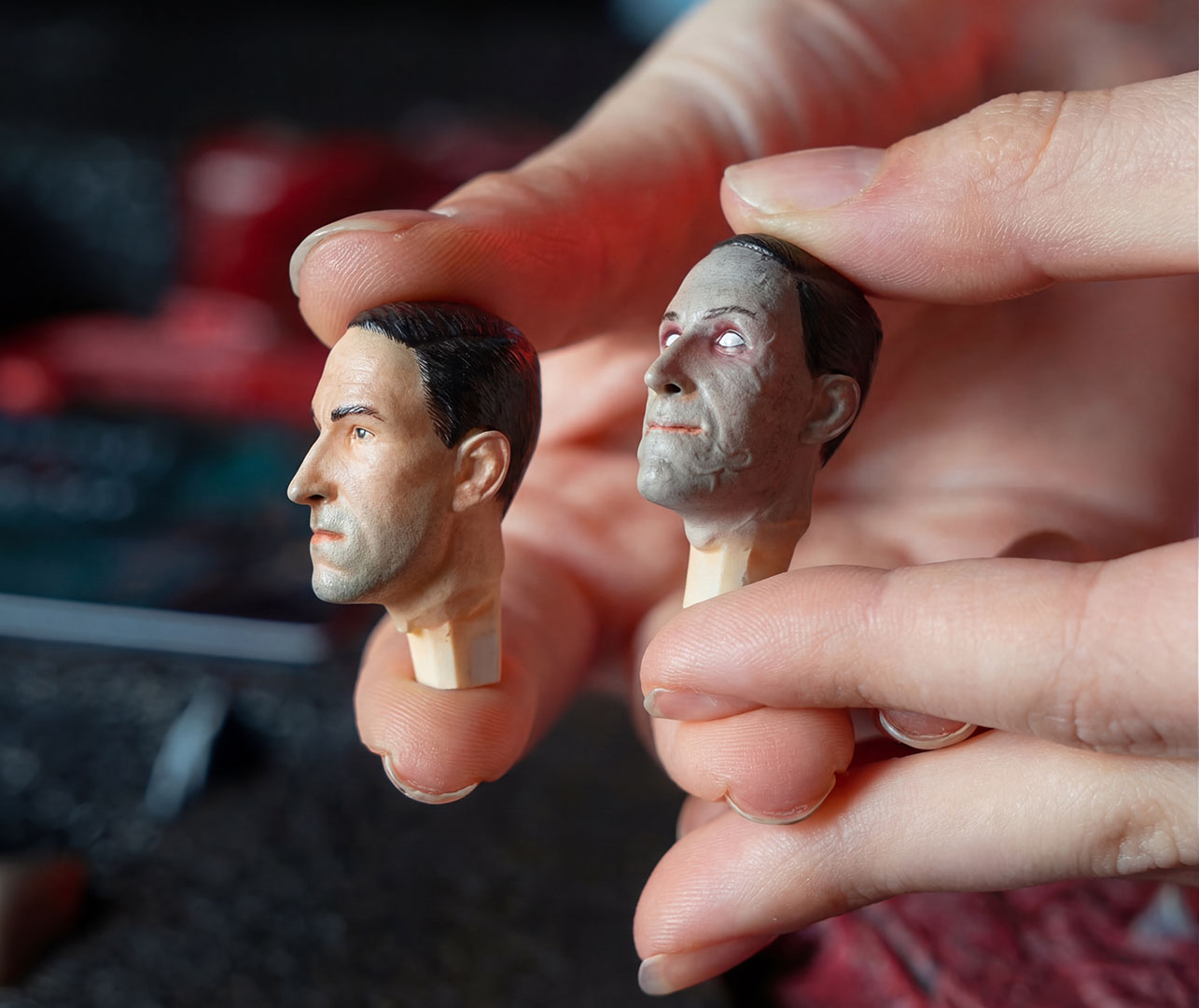 Two interchangeable heads