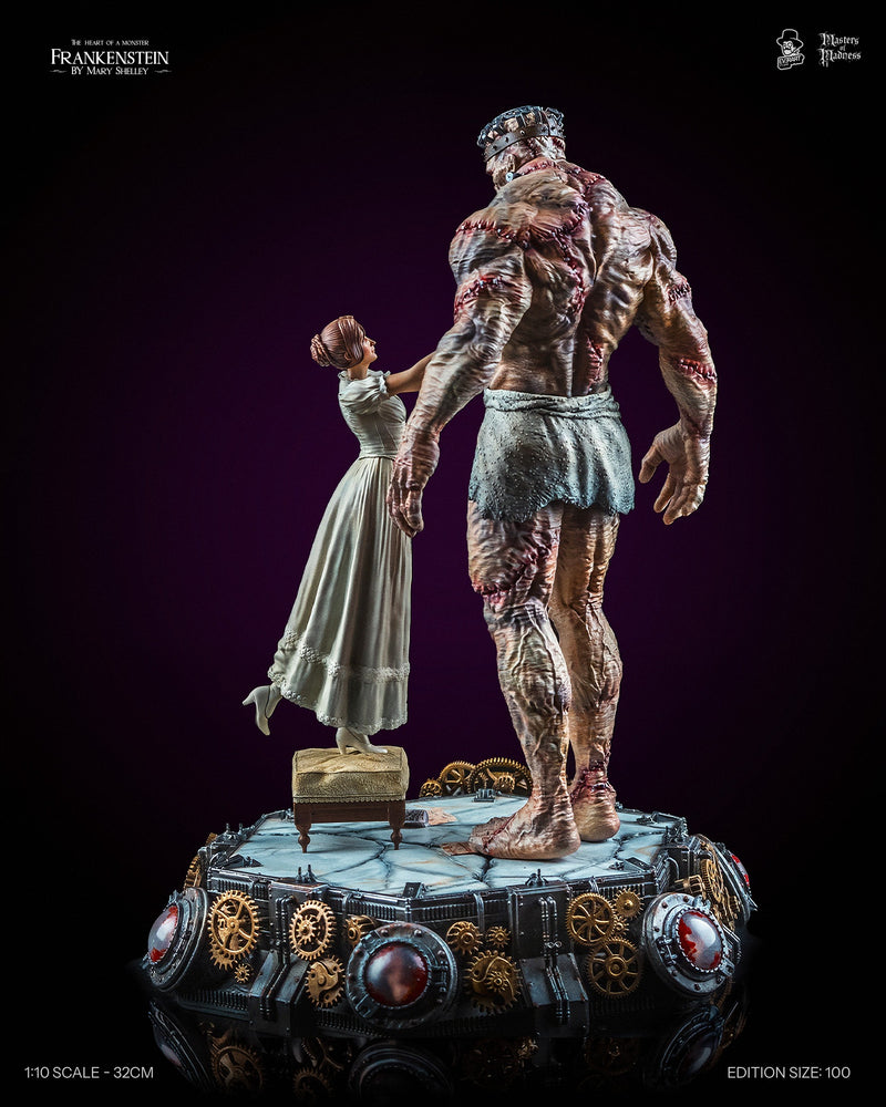 Frankenstein Creators Edition statue – rear view of the Creature and Mary Shelley figure